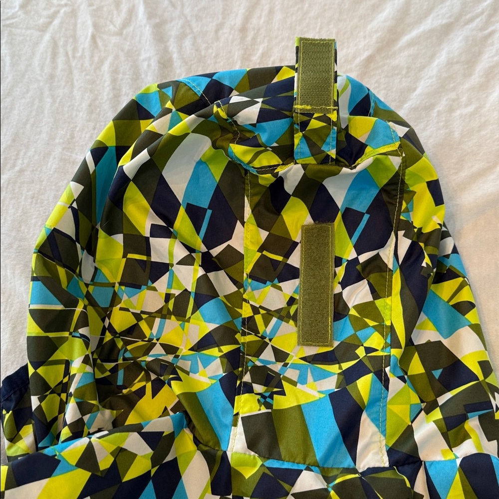Columbia Windbreaker geometric pattern in blue, green & white Kids size Medium - Picture 7 of 9
